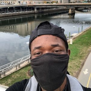 Meet your Posher, James